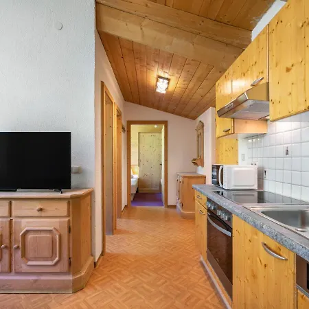 Apartamento Nadine-5 By Interhome